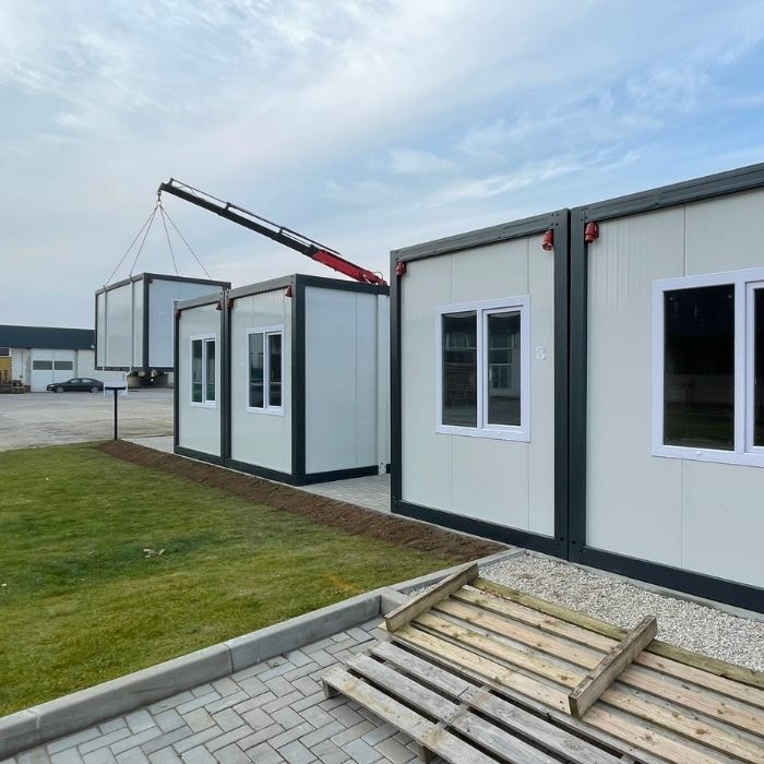 Stavební buňky FLEXICONTAINERS